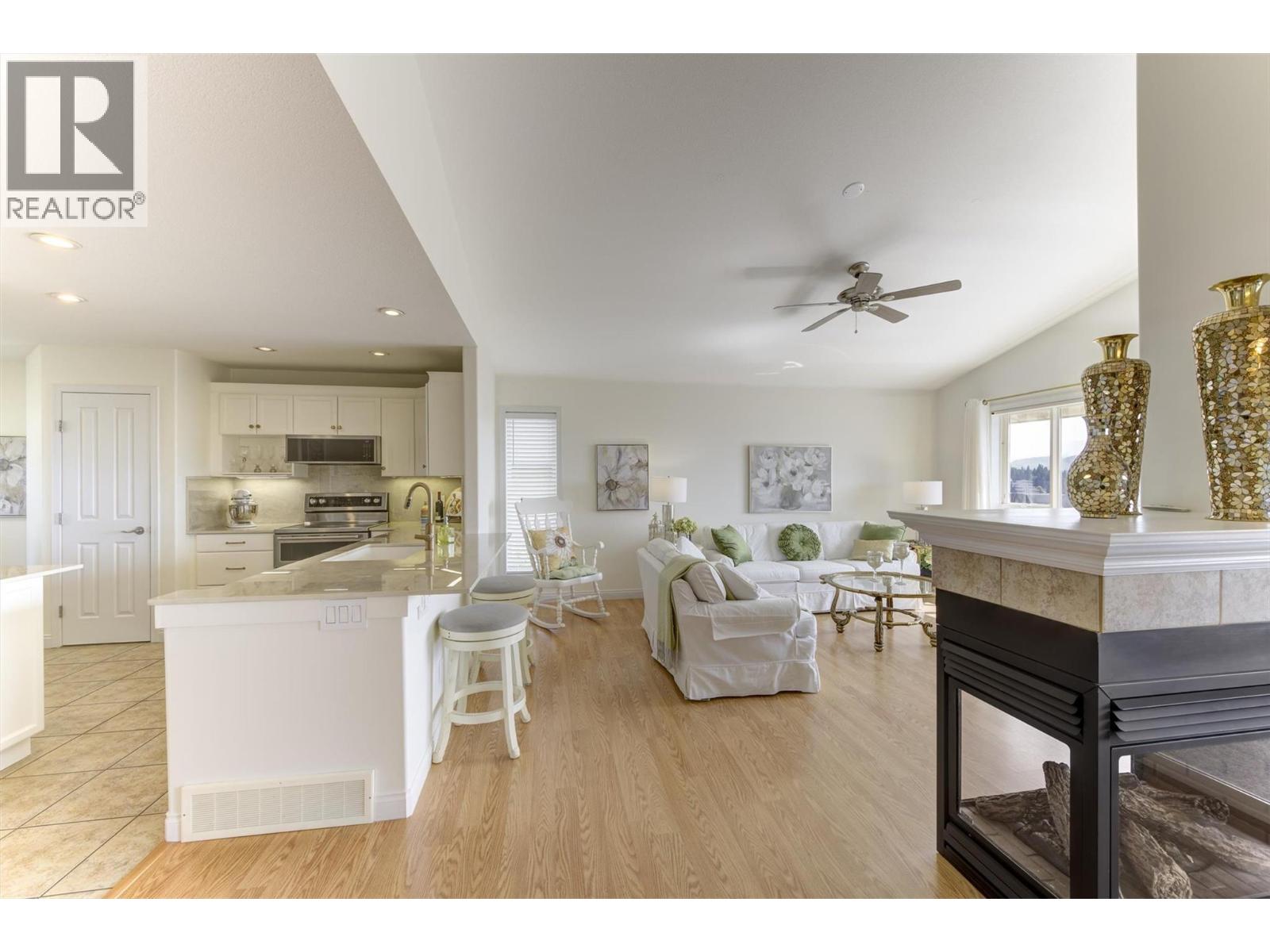 5205 Sandhills Drive
