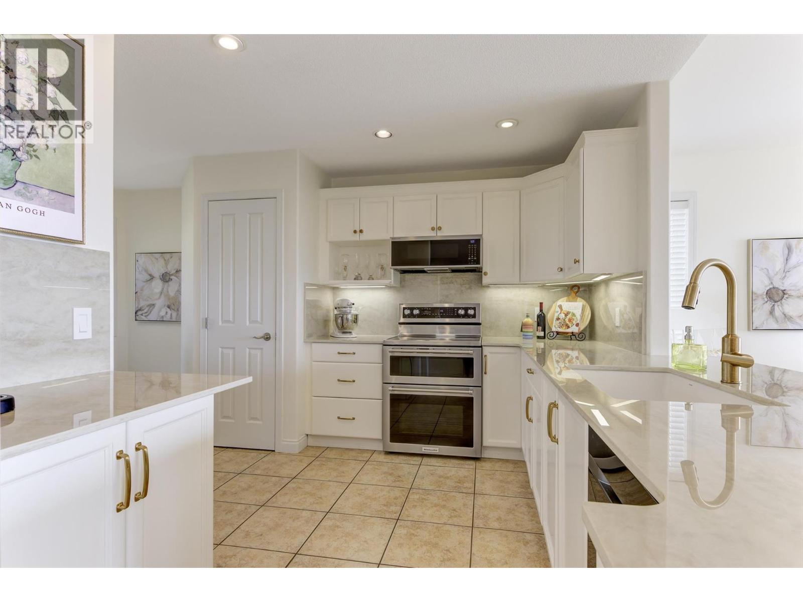 5205 Sandhills Drive