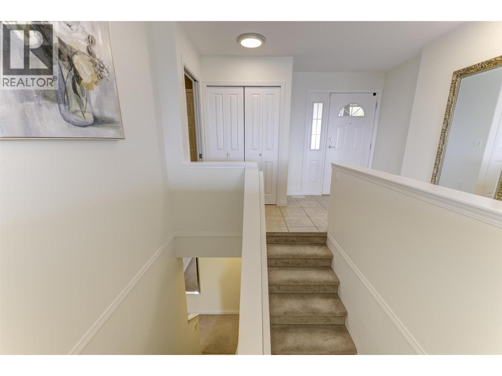 5205 Sandhills Drive