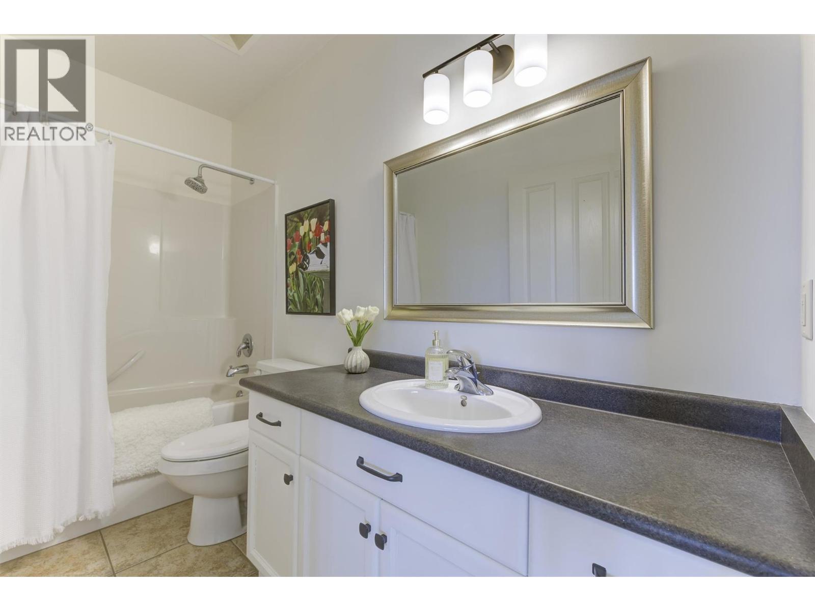 5205 Sandhills Drive