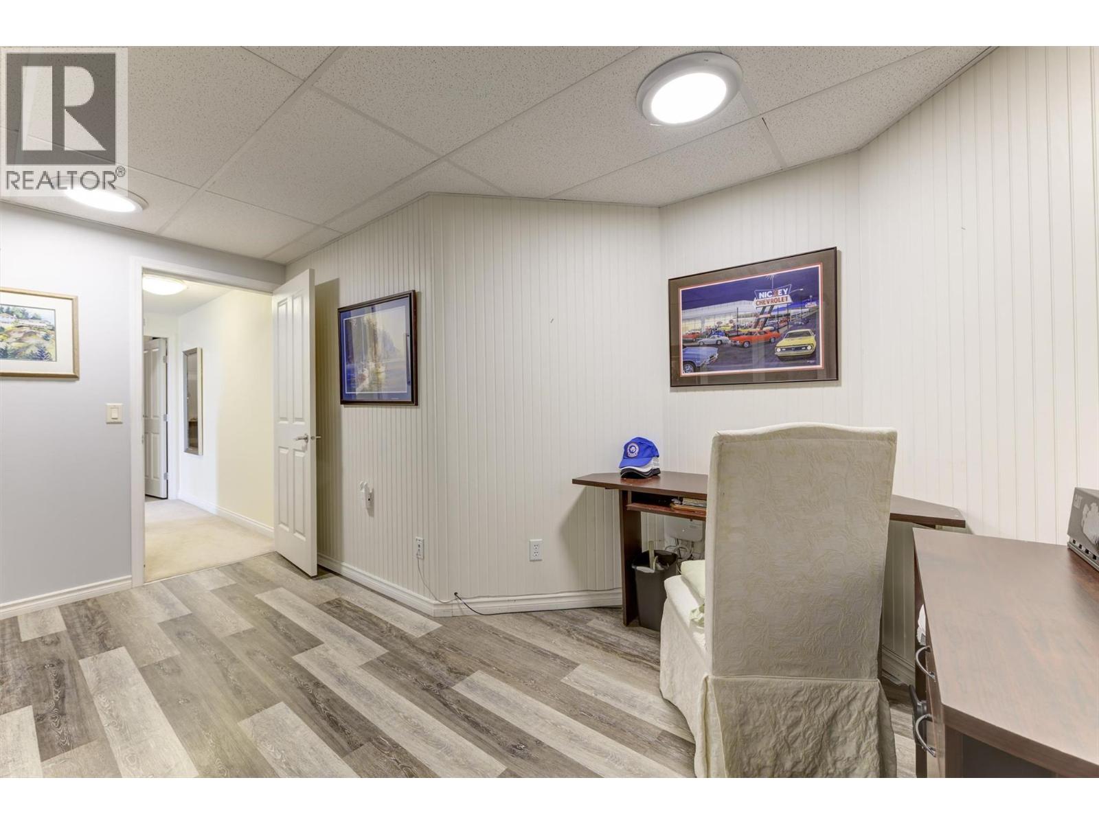 5205 Sandhills Drive