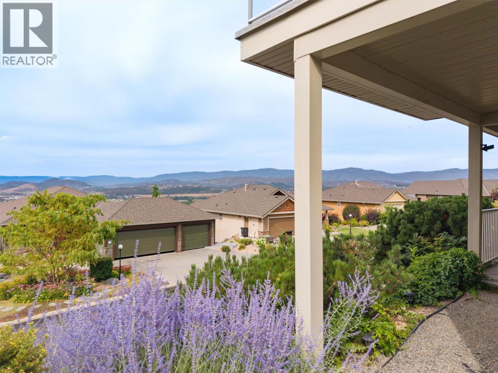 5205 Sandhills Drive
