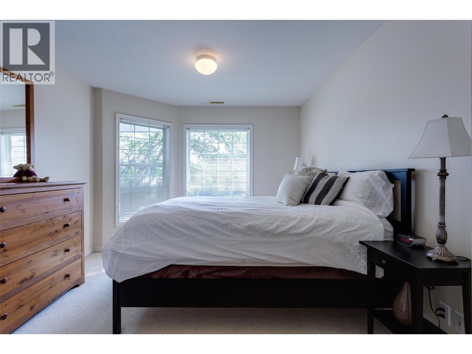 2350 Stillingfleet Road Unit# 213