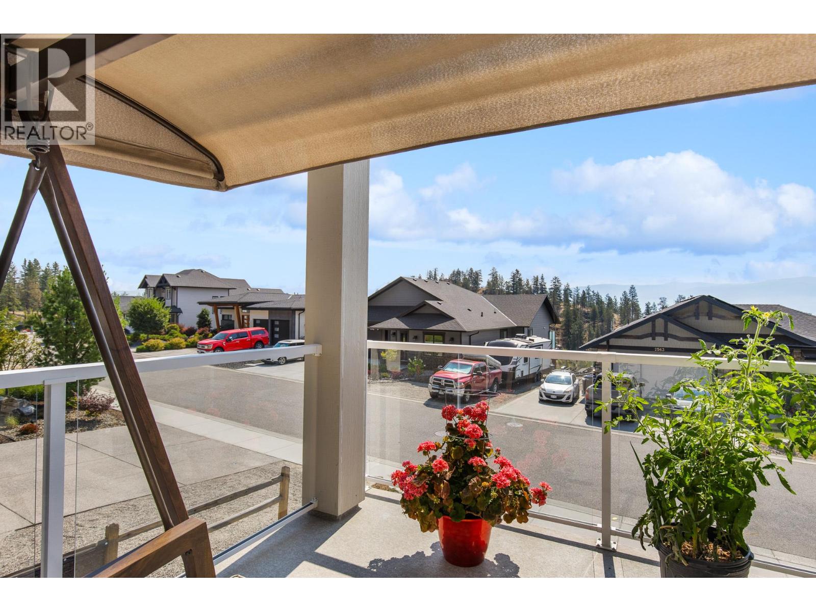 2562 Crown Crest Drive