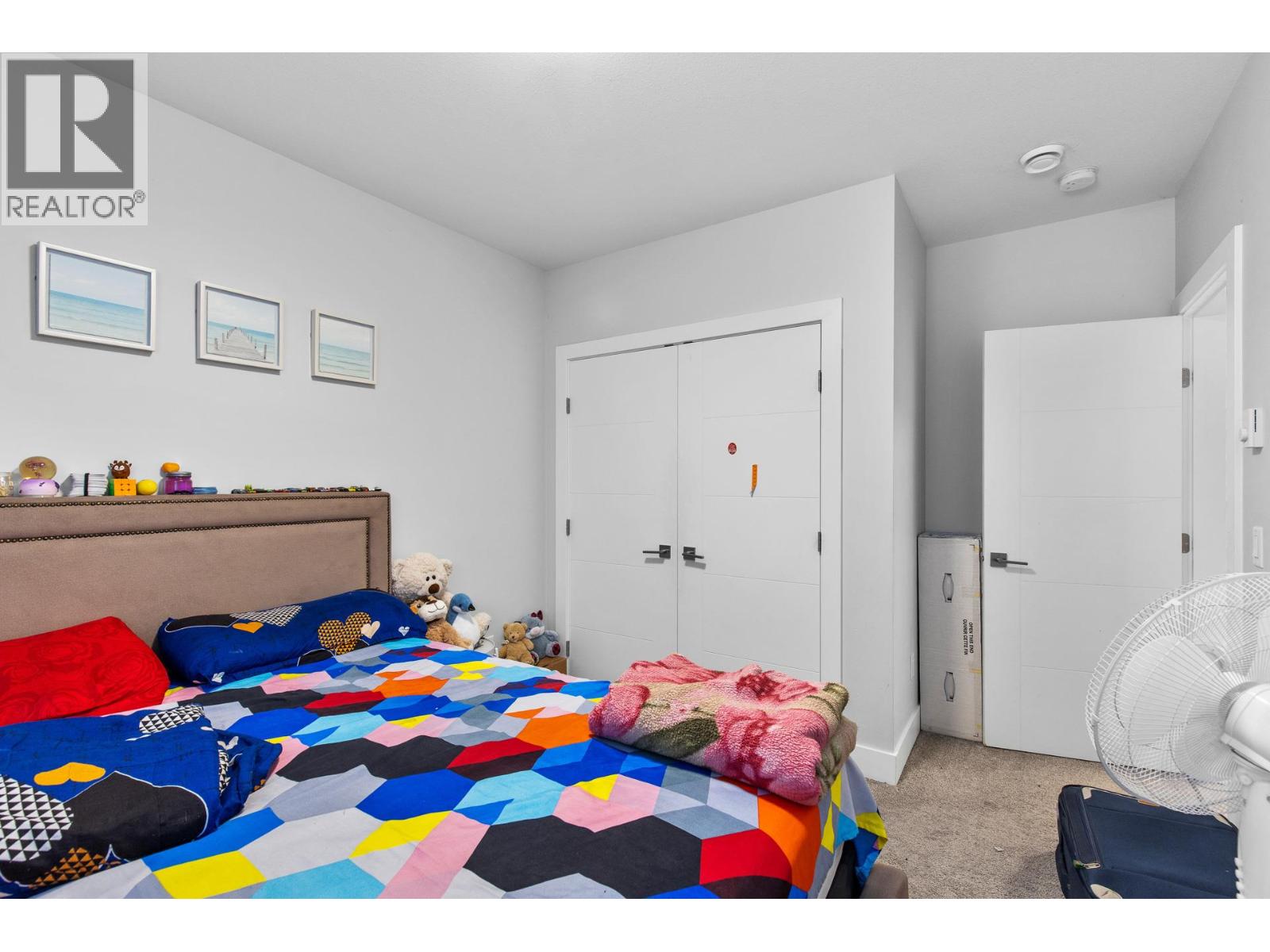 2562 Crown Crest Drive