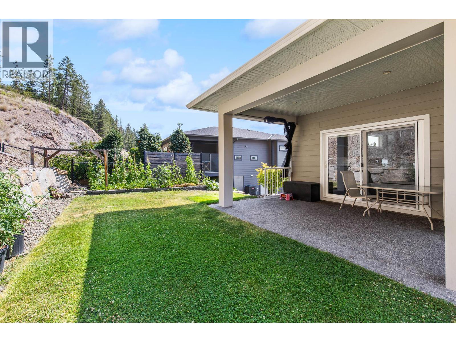 2562 Crown Crest Drive