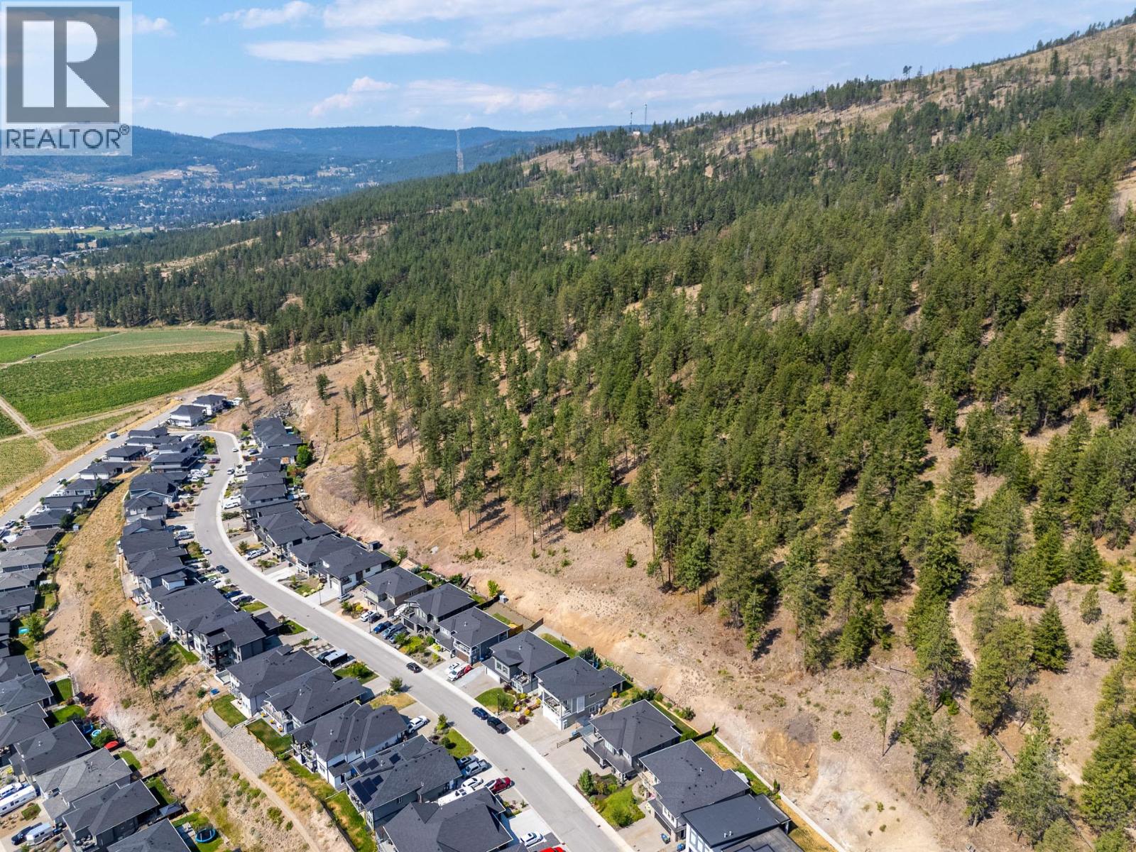 2562 Crown Crest Drive