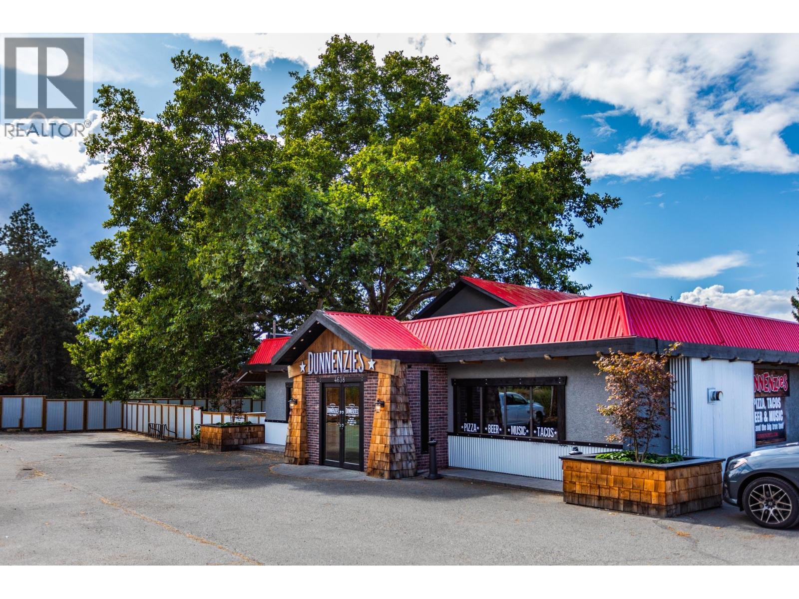 1016 CLARANCE Avenue
