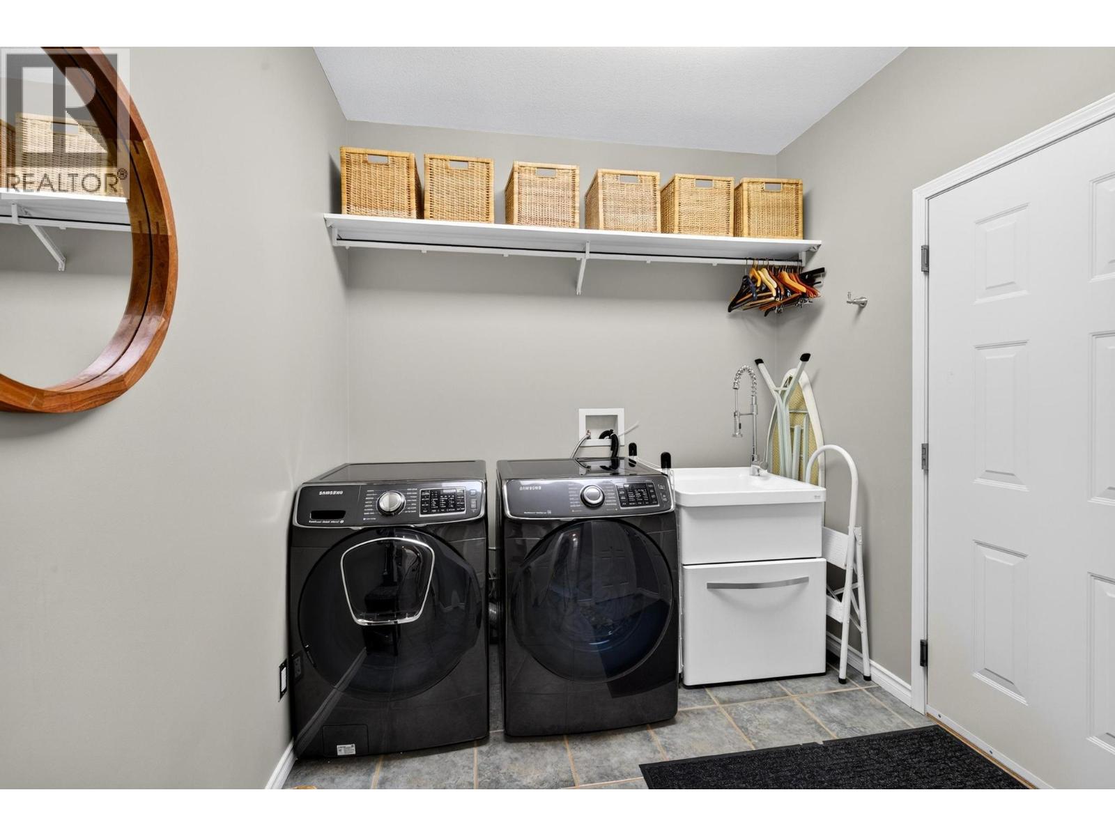 2213 Waddington Court Unit# 3