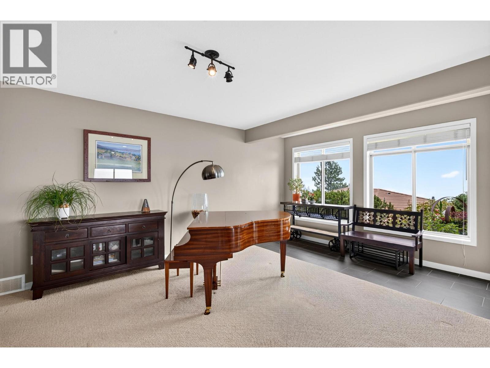 2213 Waddington Court Unit# 3