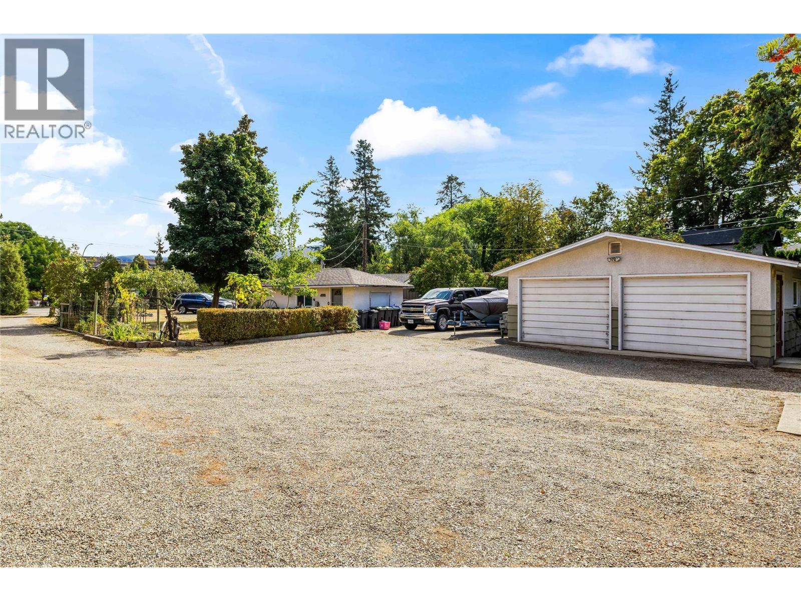 4088 Lakeshore Road