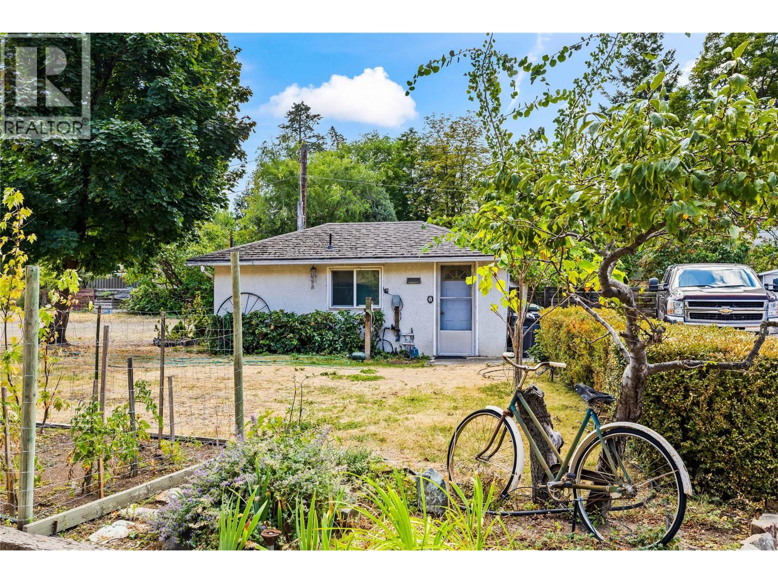 4088 Lakeshore Road