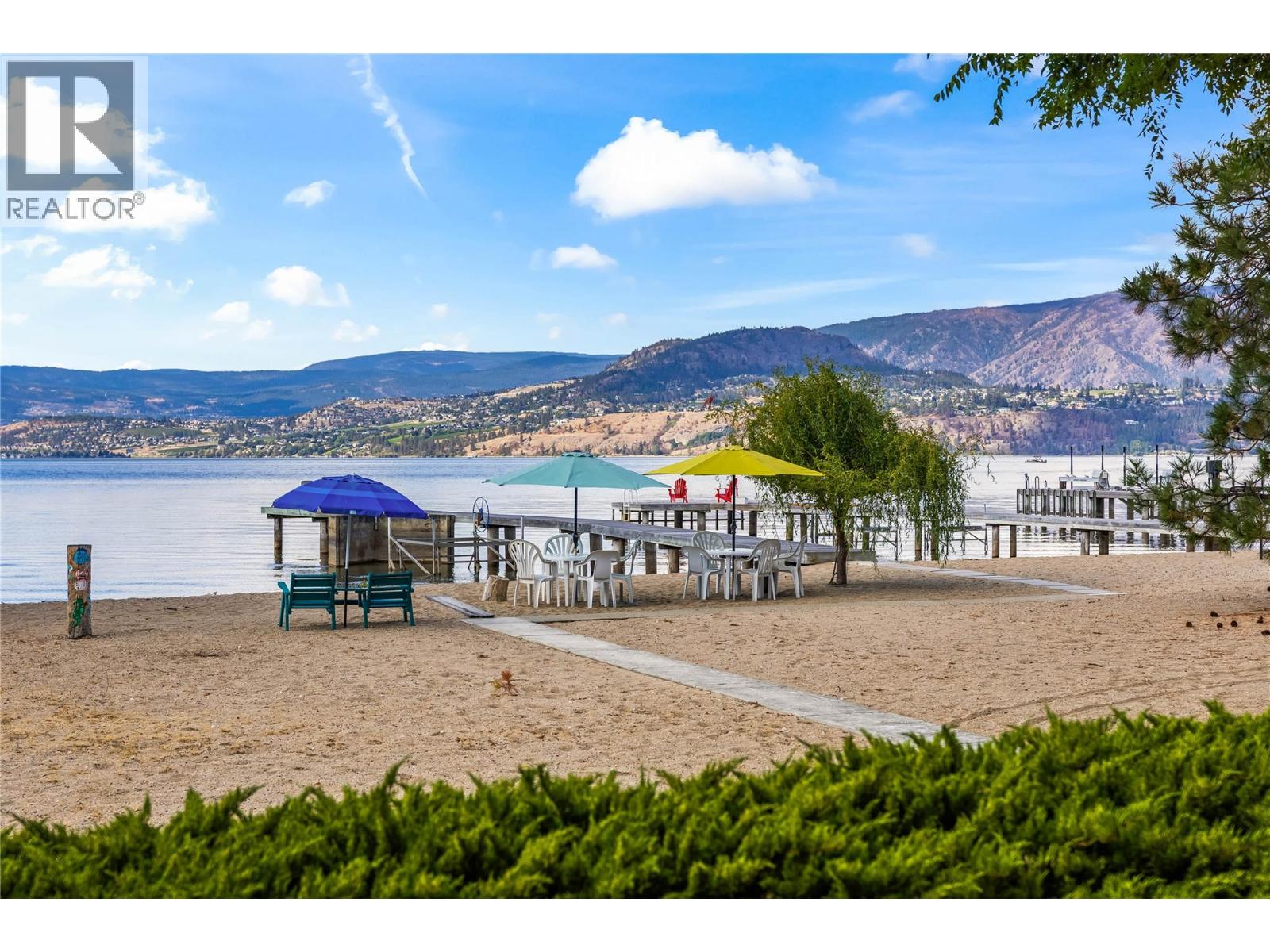 4088 Lakeshore Road