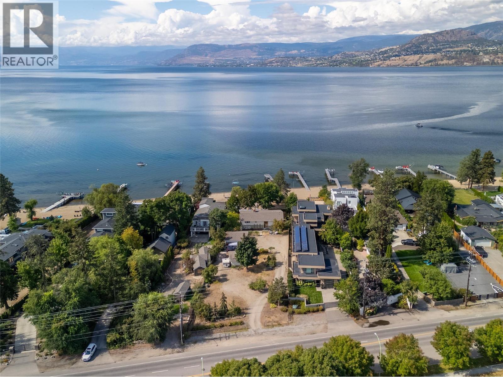 4088 Lakeshore Road