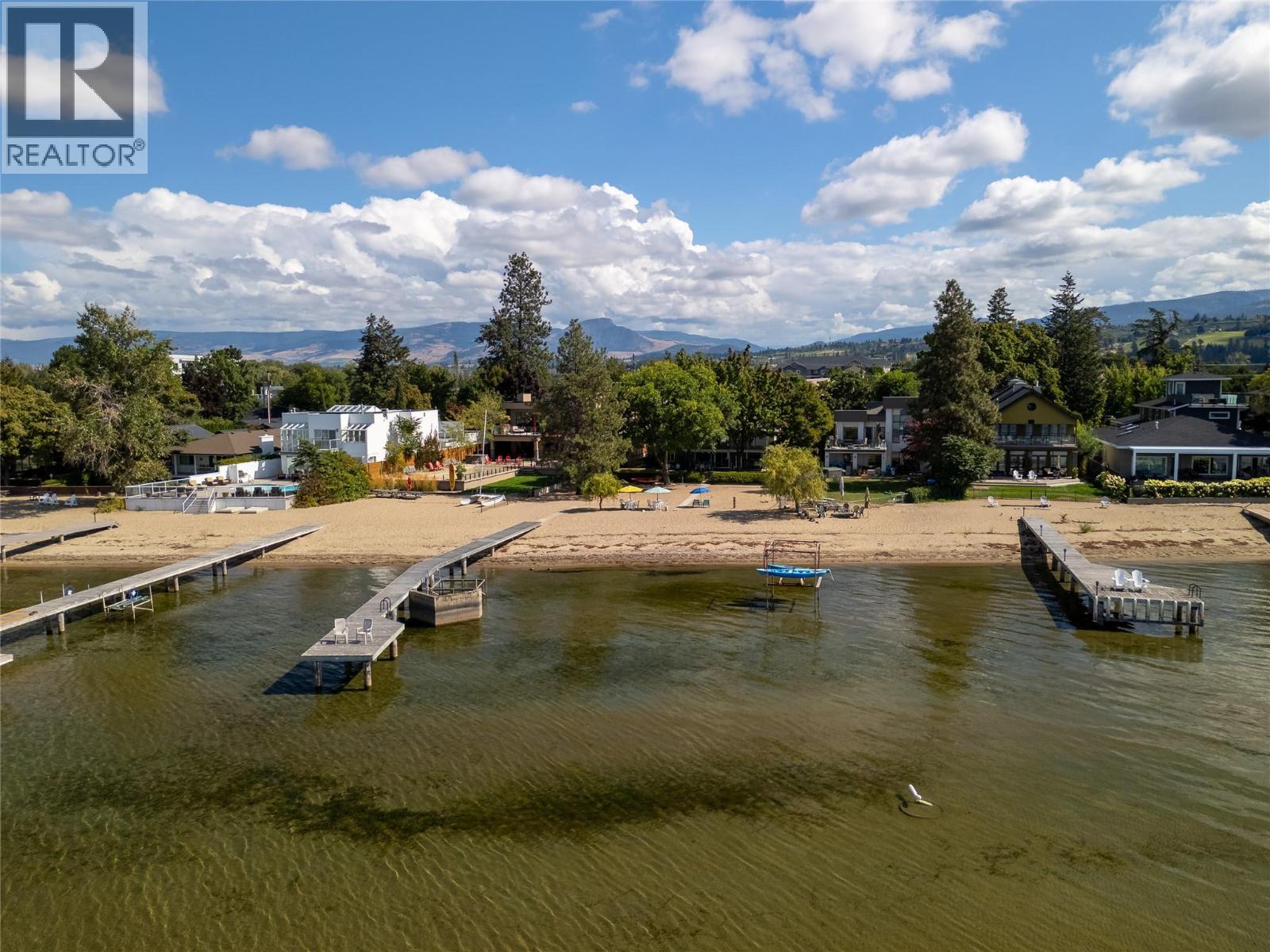 4088 Lakeshore Road