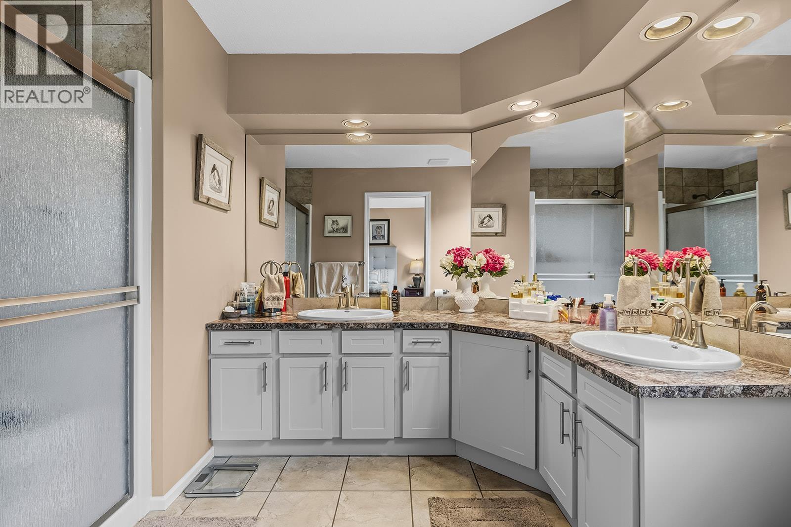 1201 Cameron Avenue Unit# 17