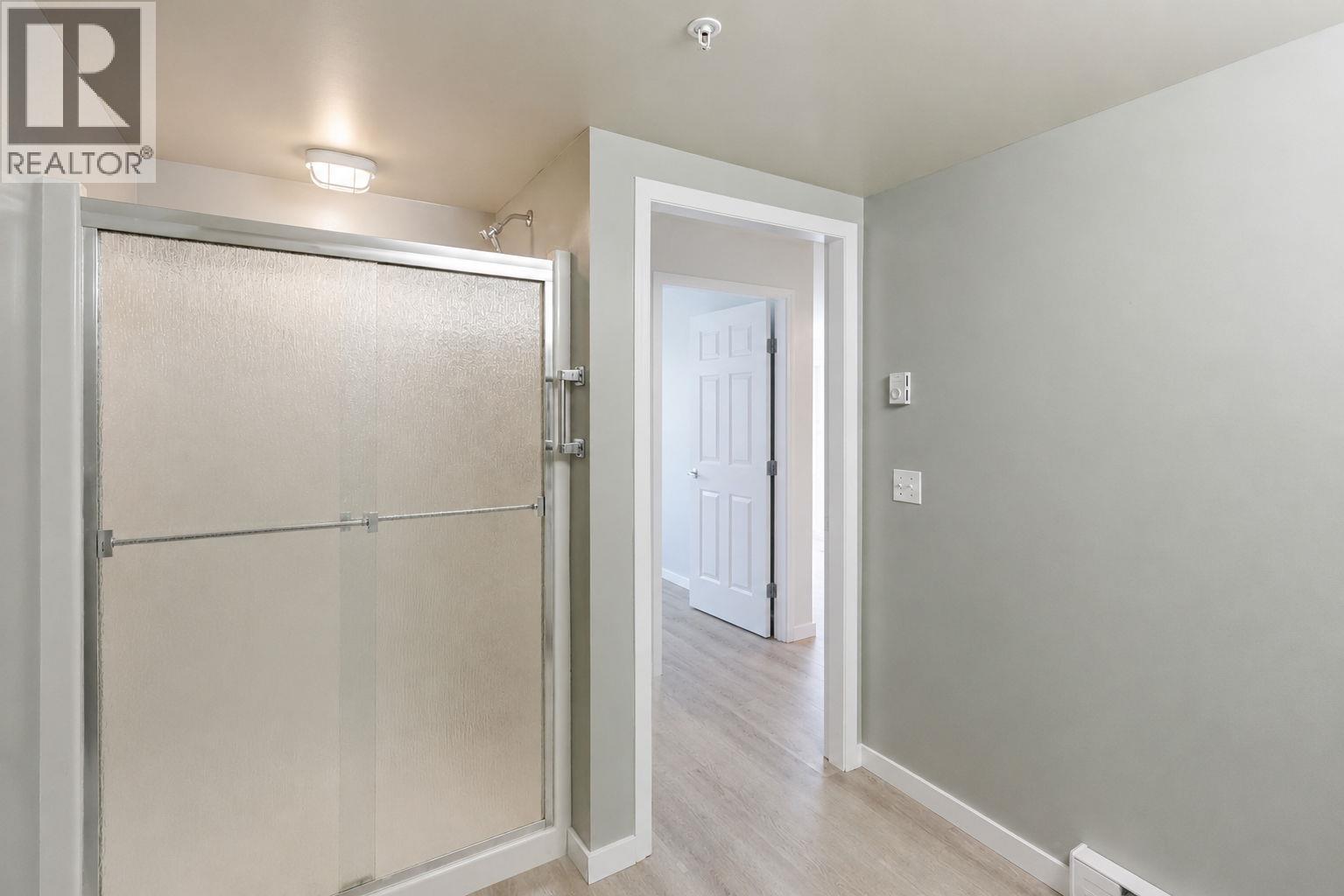 265 Froelich Road Unit# 105