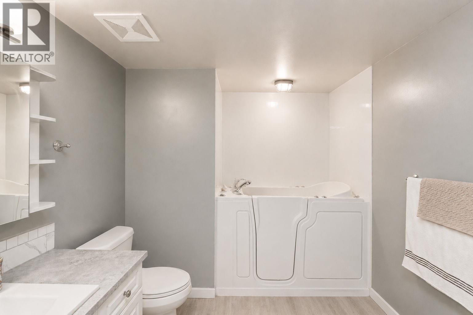 265 Froelich Road Unit# 105