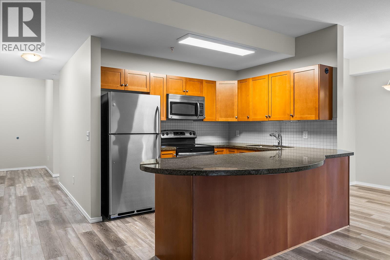 1873 Country Club Drive Unit# 2221