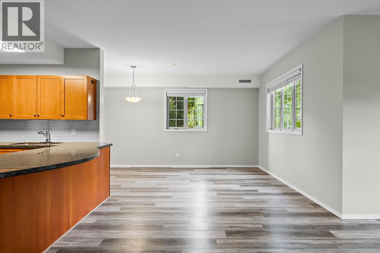 1873 Country Club Drive Unit# 2221