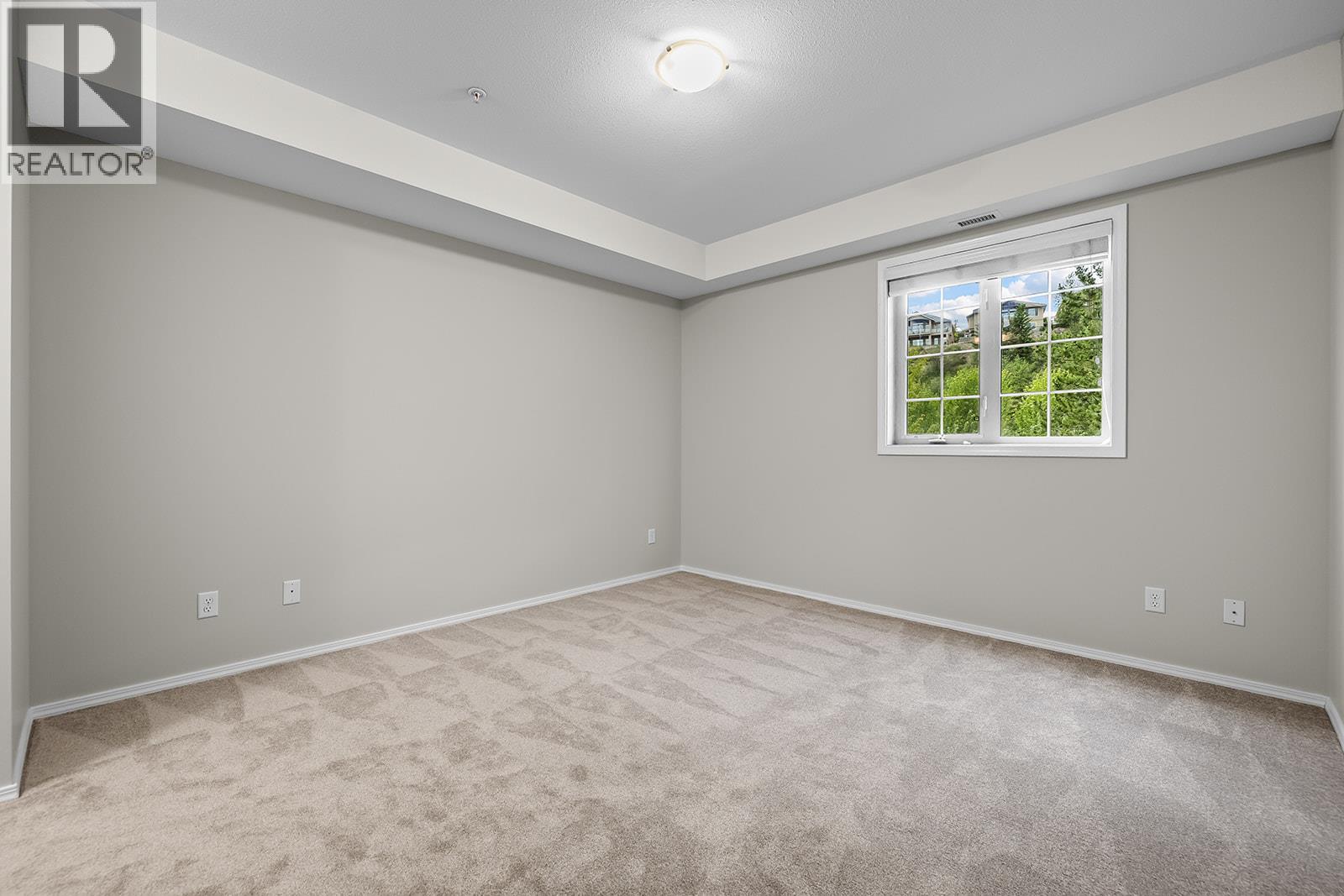1873 Country Club Drive Unit# 2221