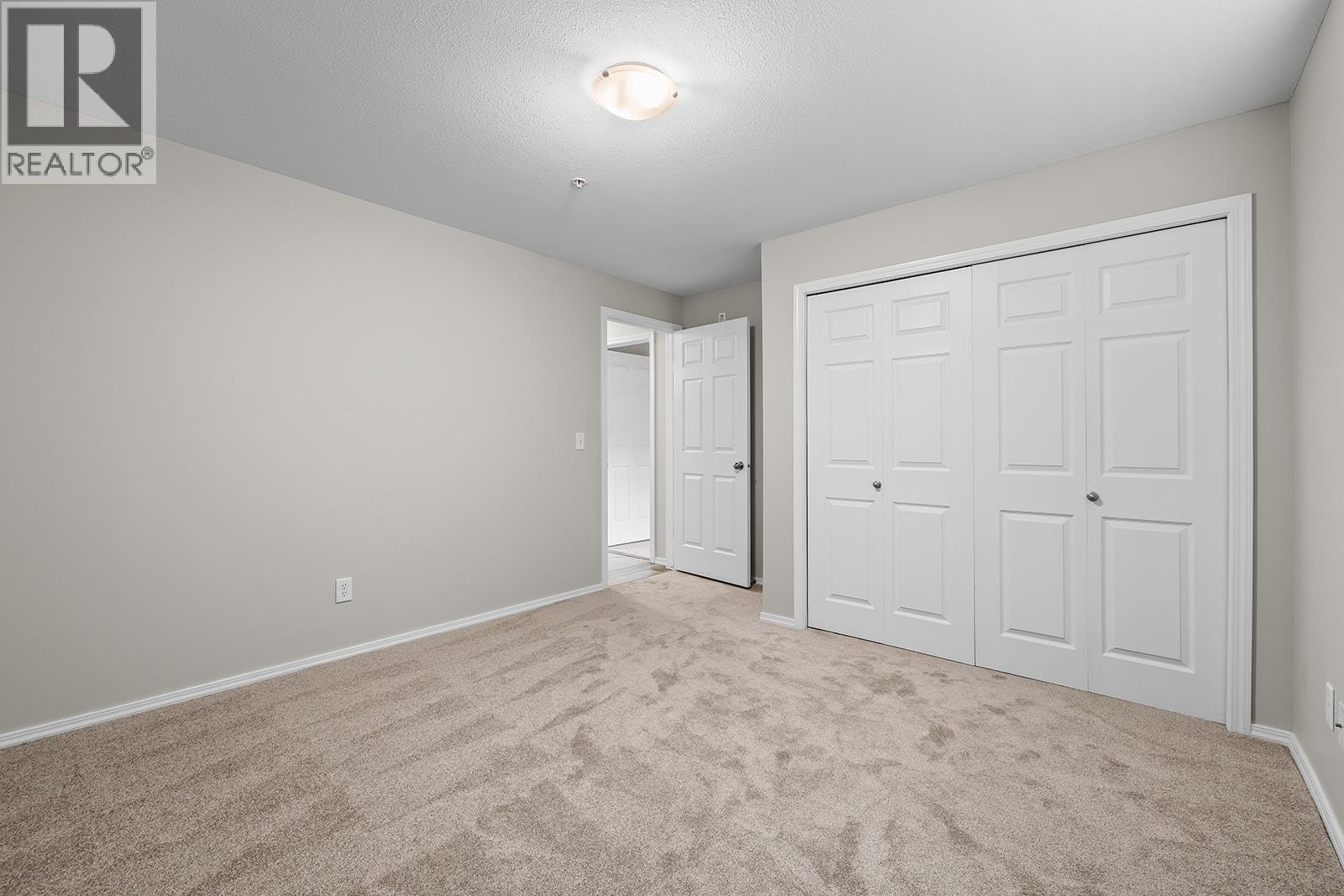 1873 Country Club Drive Unit# 2221