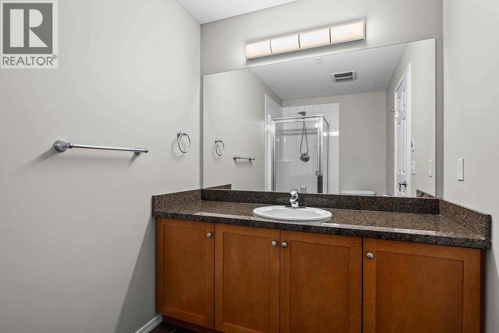1873 Country Club Drive Unit# 2221