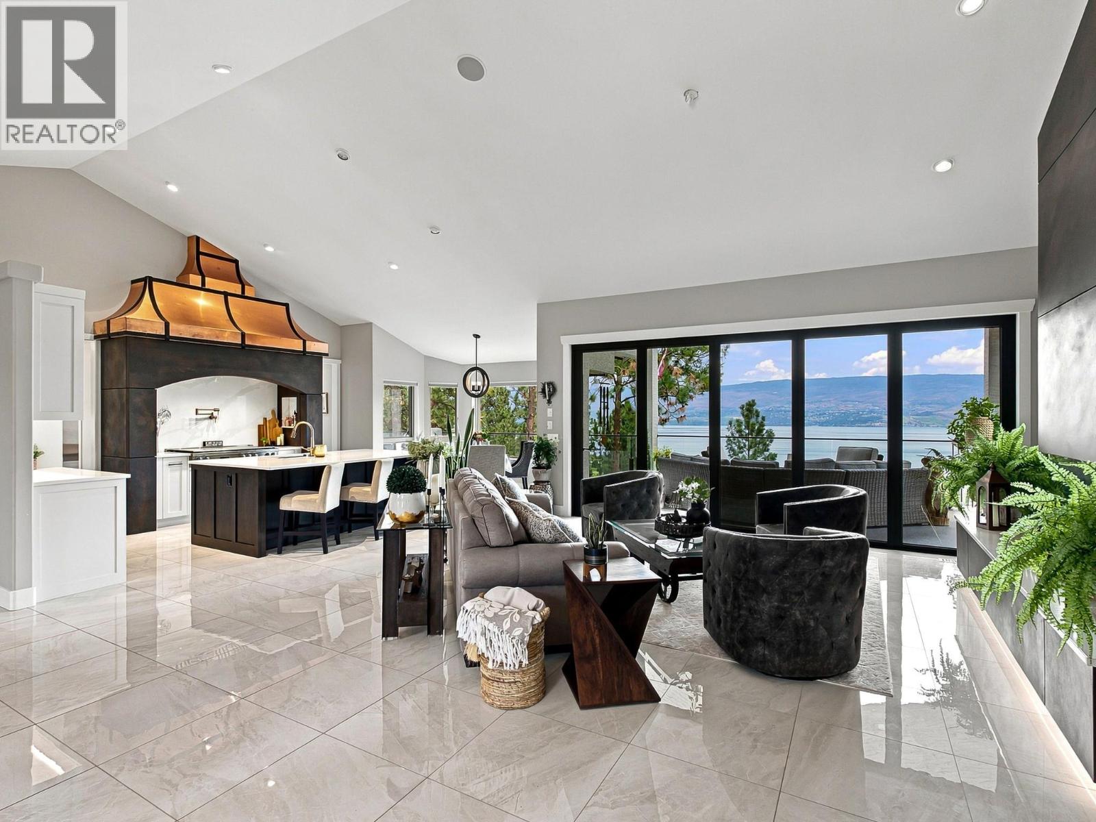 3280 Shiraz Court