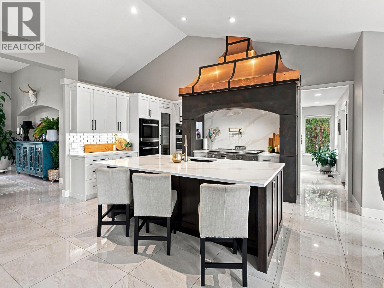 3280 Shiraz Court