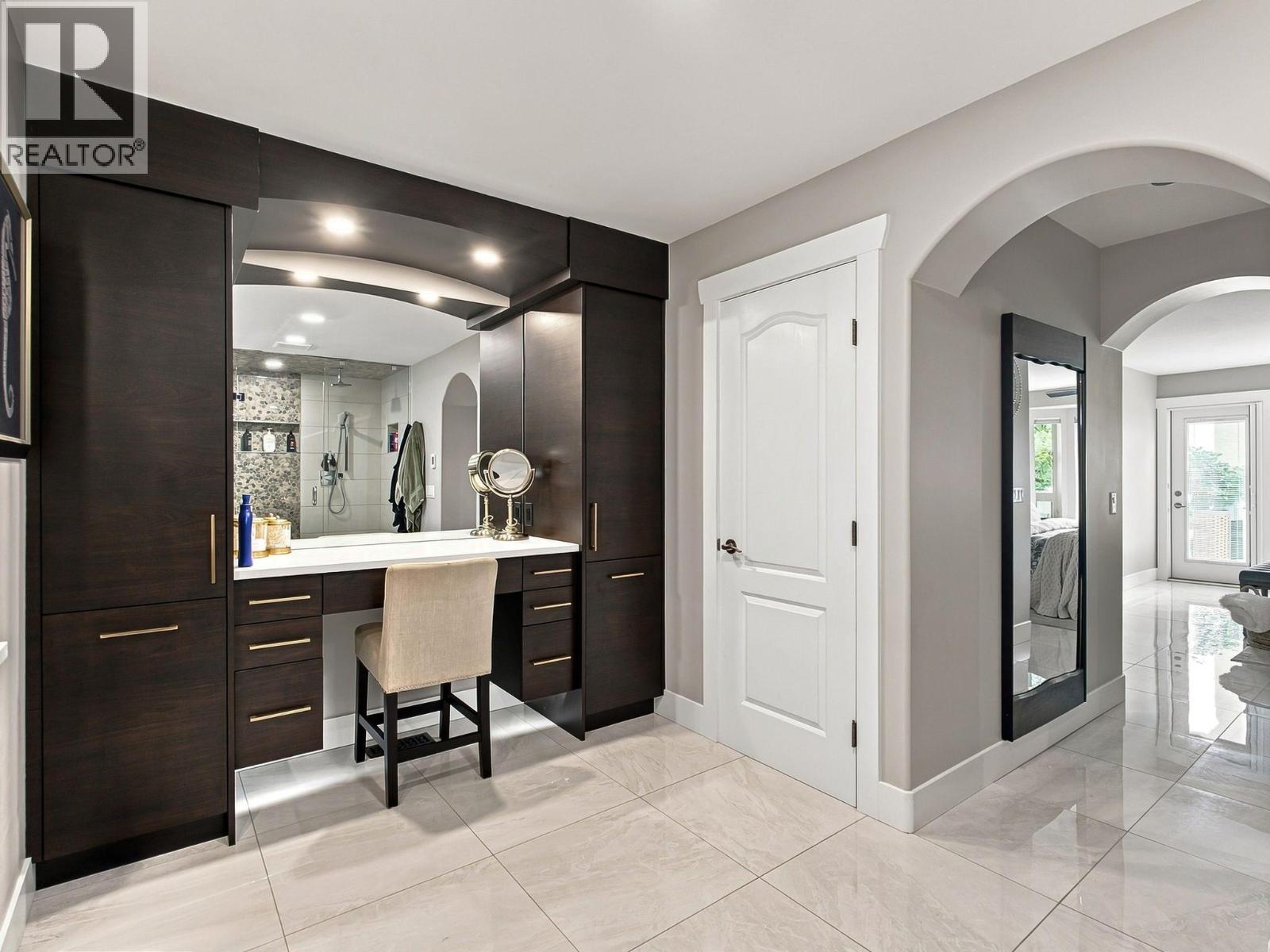 3280 Shiraz Court
