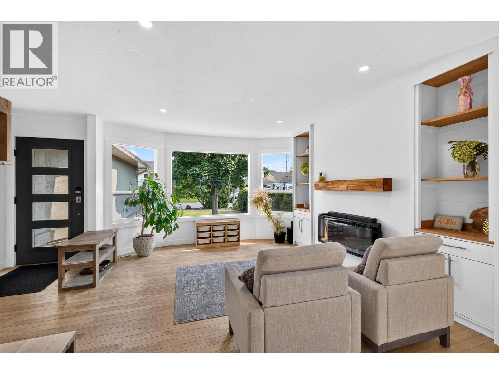 853 Springside Court