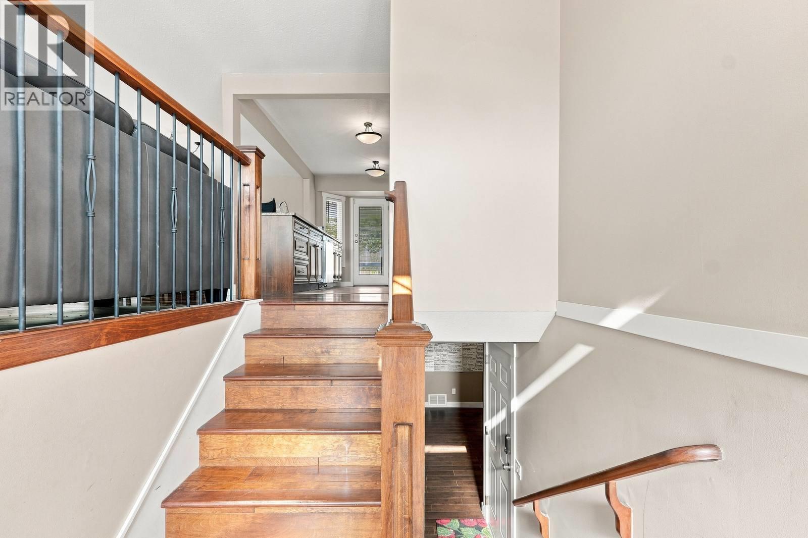 464 Glen Pine Court