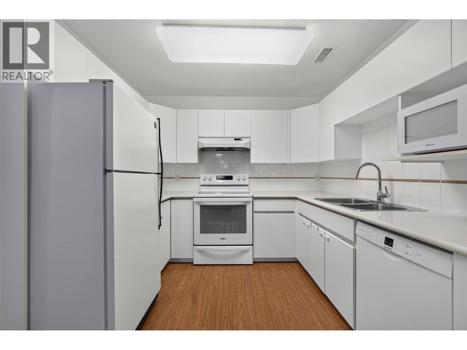 2350 Stillingfleet Road Unit# 205