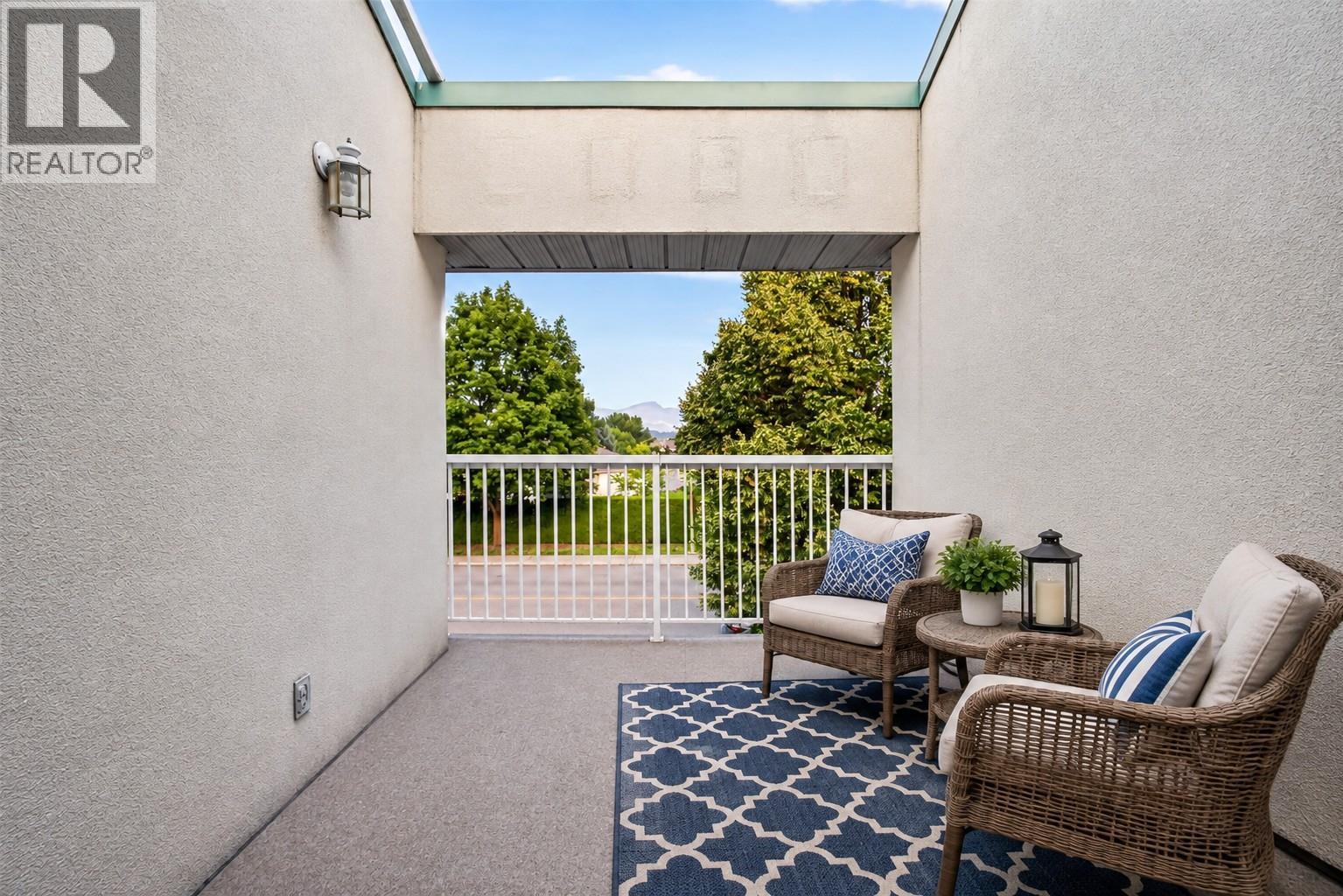 2350 Stillingfleet Road Unit# 205
