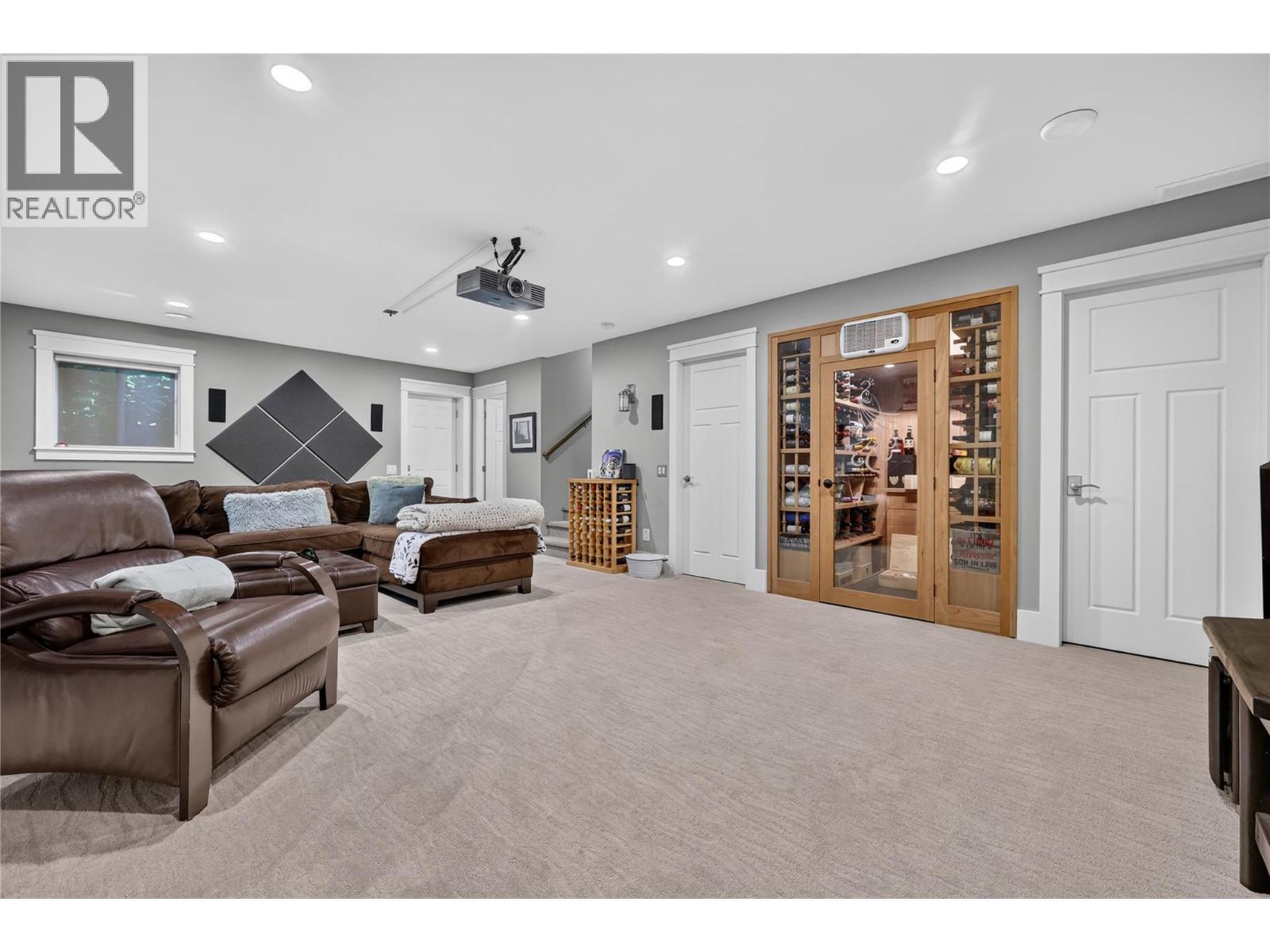 440 Hobson Crescent