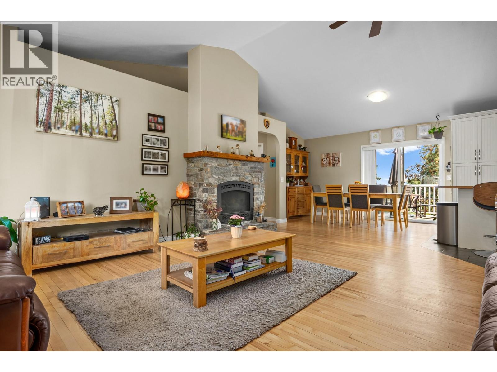 2735 Northview Place