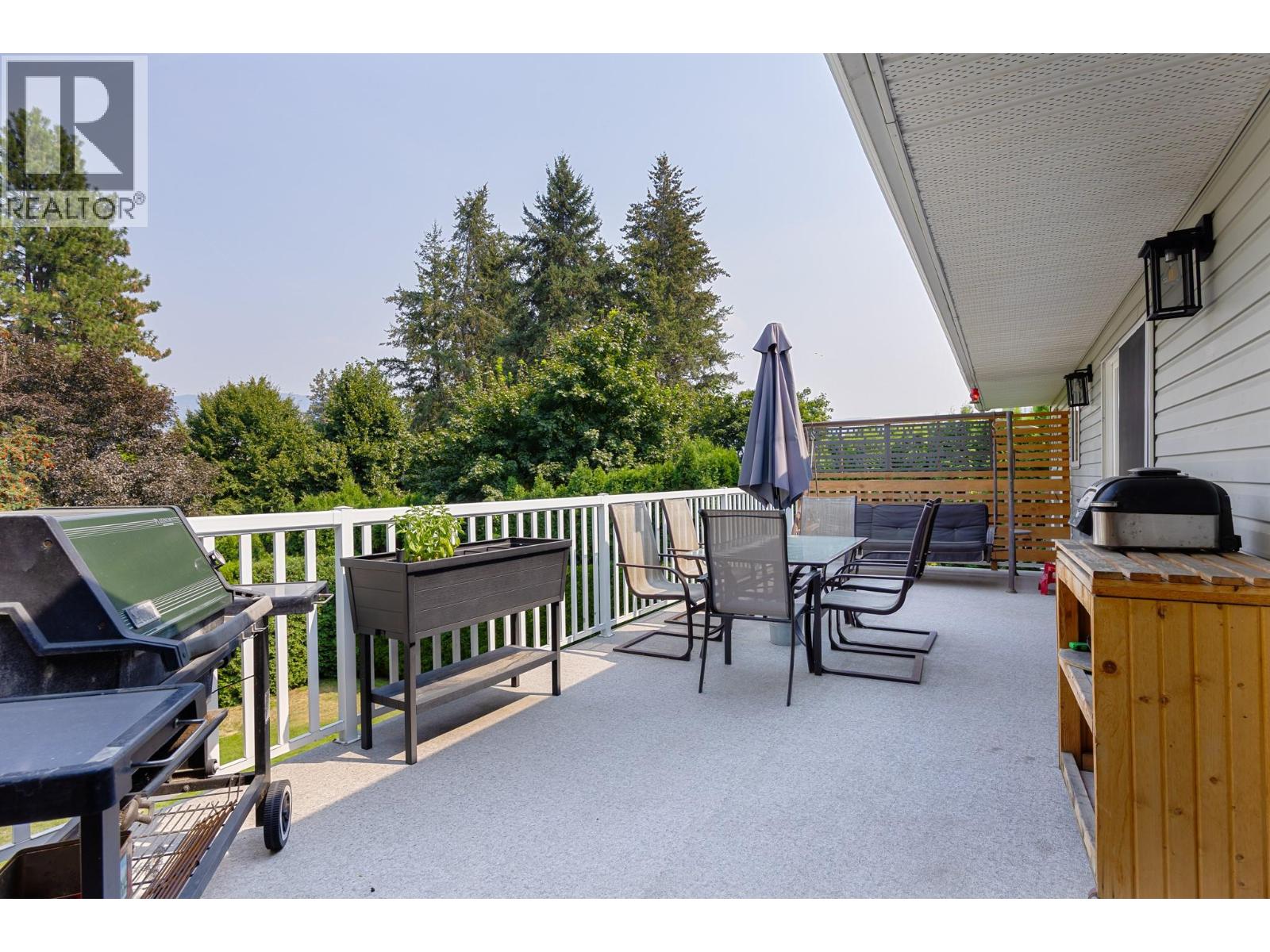 2735 Northview Place