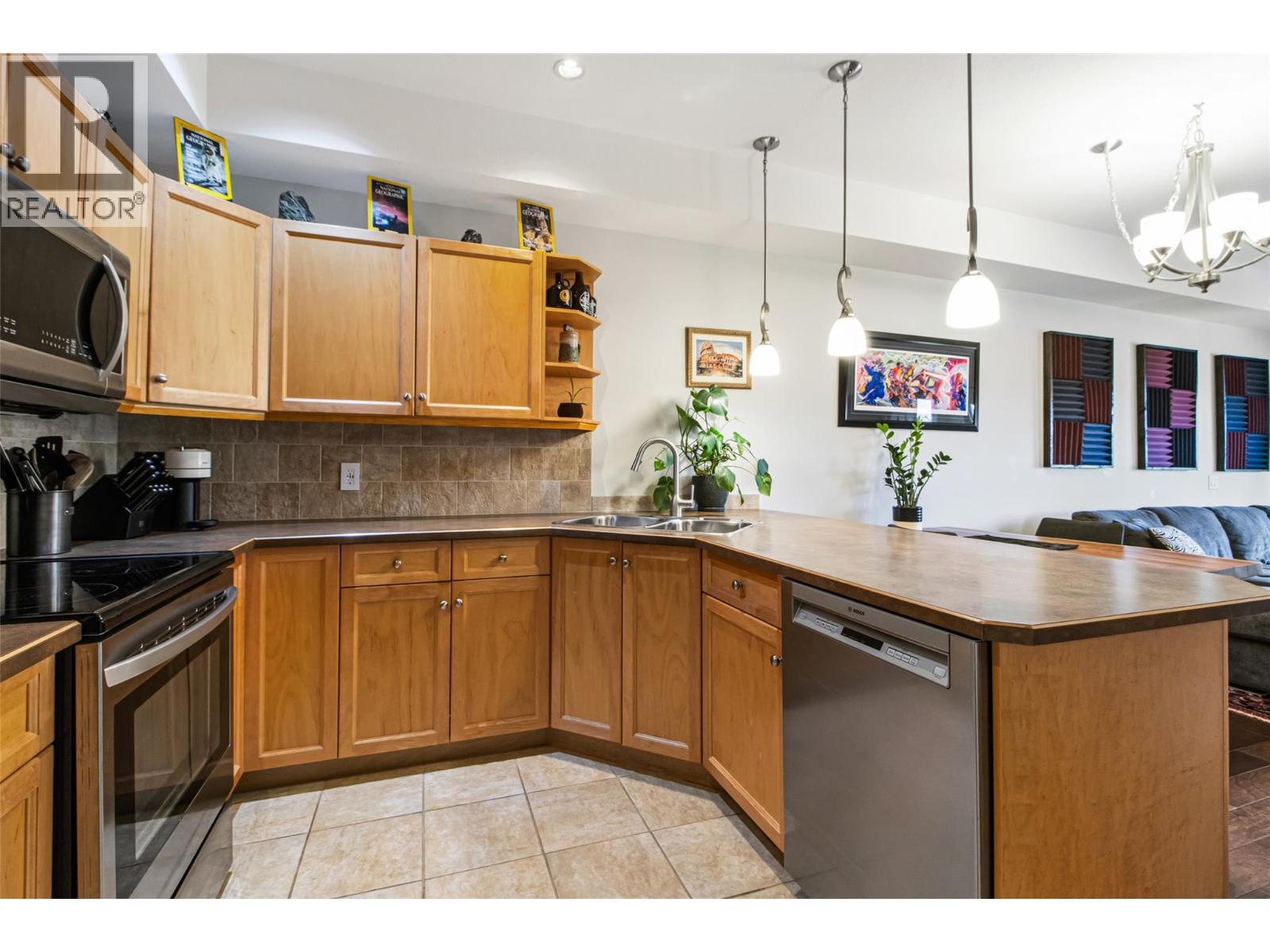 2120 Shannon Ridge Drive Unit# 110