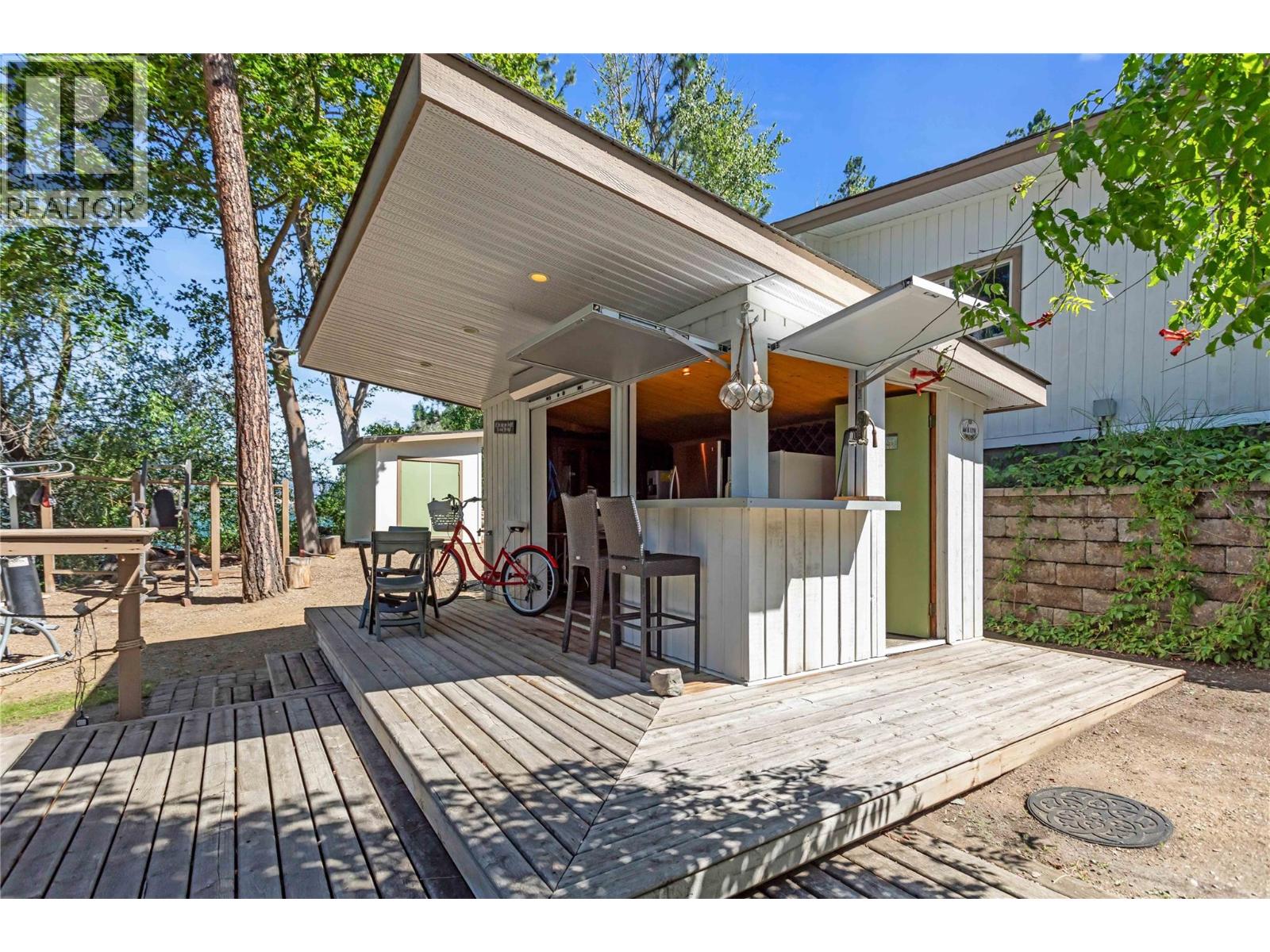 12110 Trewhitt Road W