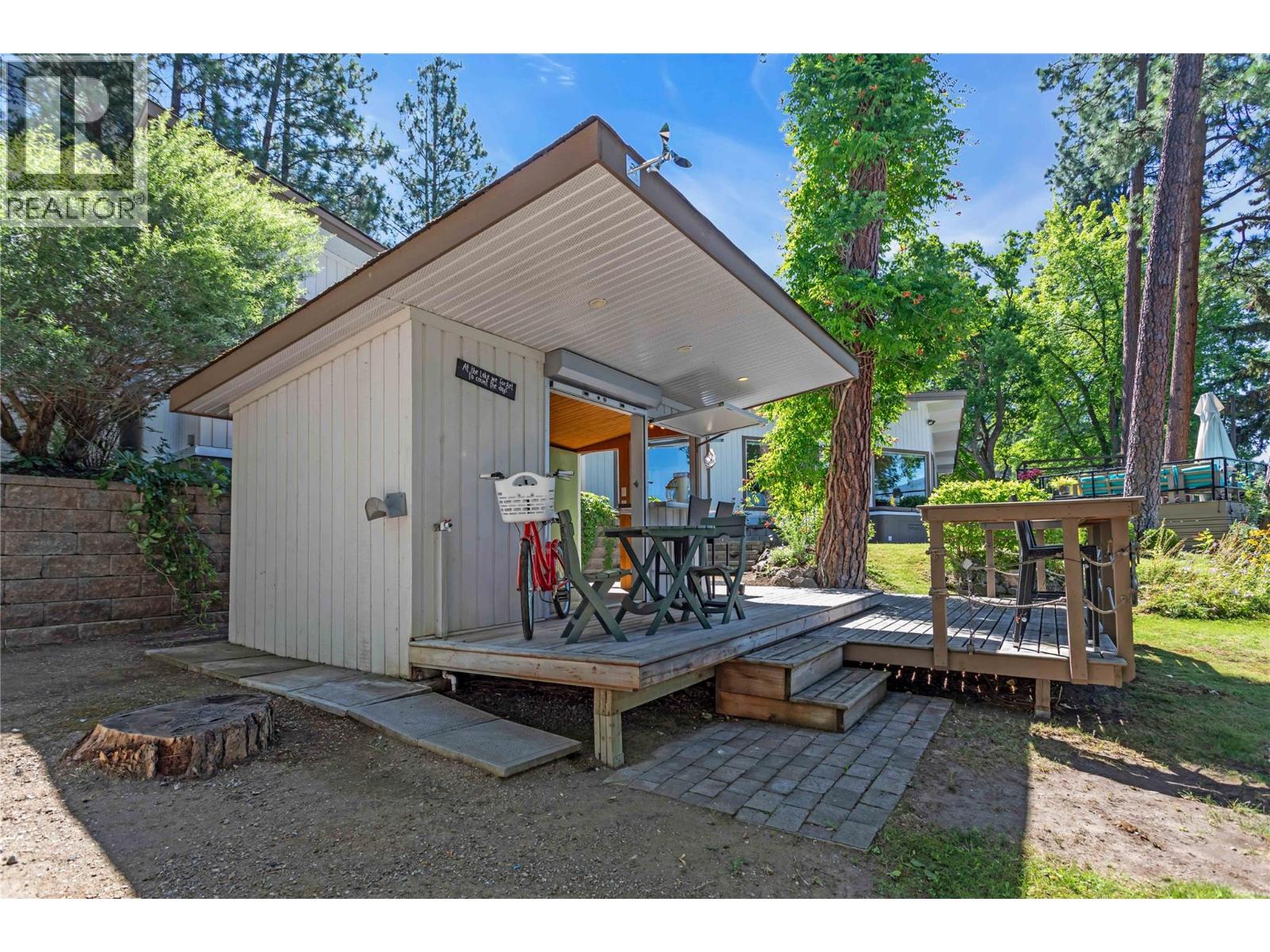 12110 Trewhitt Road W