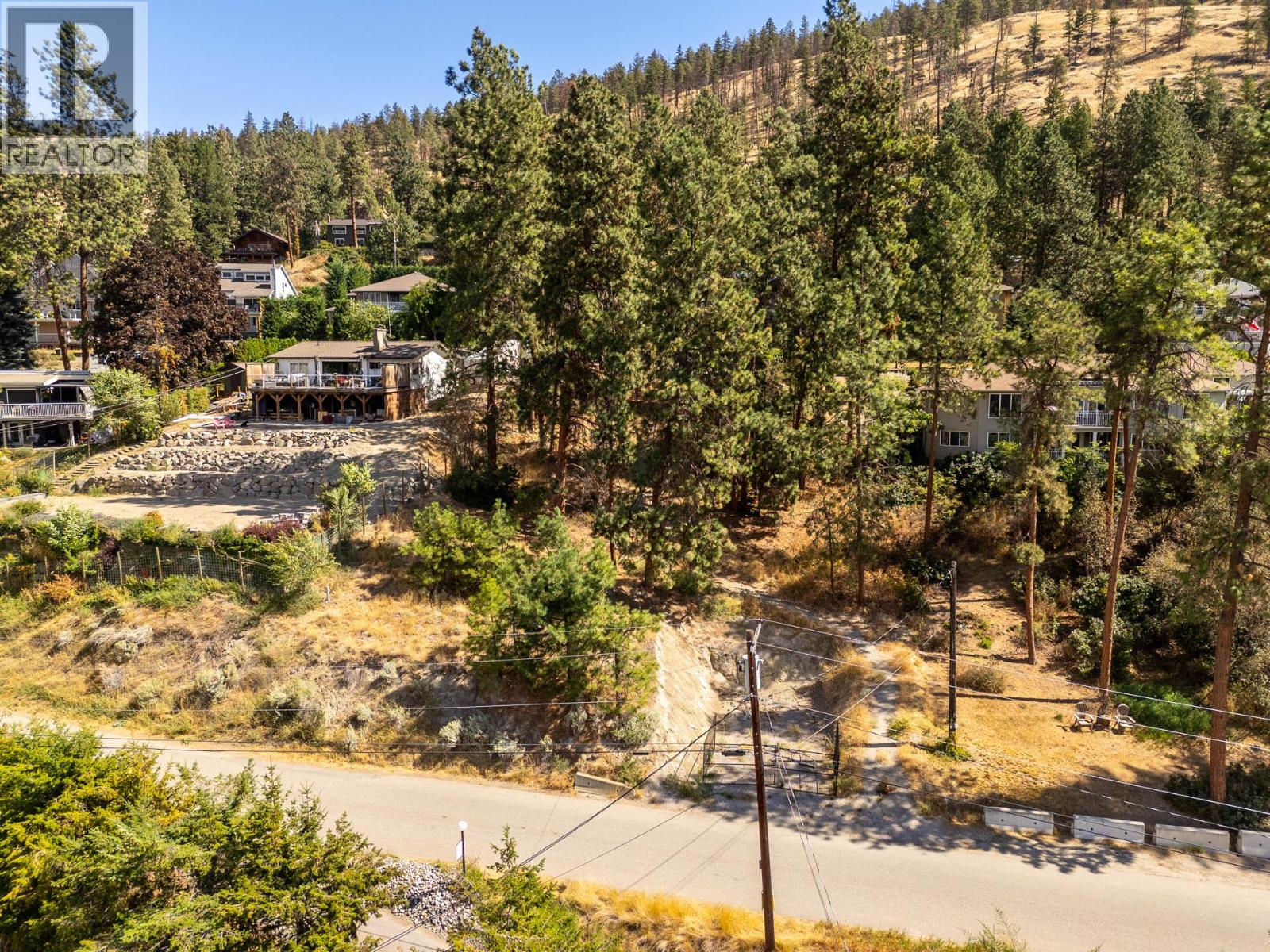 2044 Bennett Road