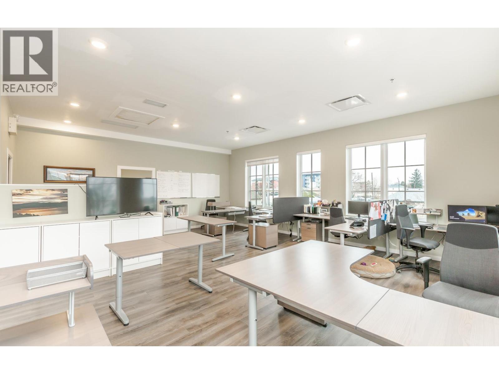 575 Osprey Avenue Unit# 202