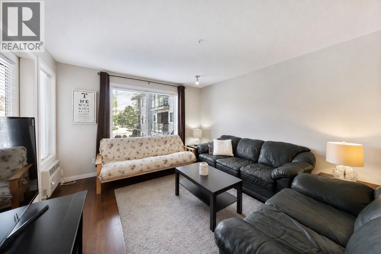 135 Ziprick Road Unit# 206
