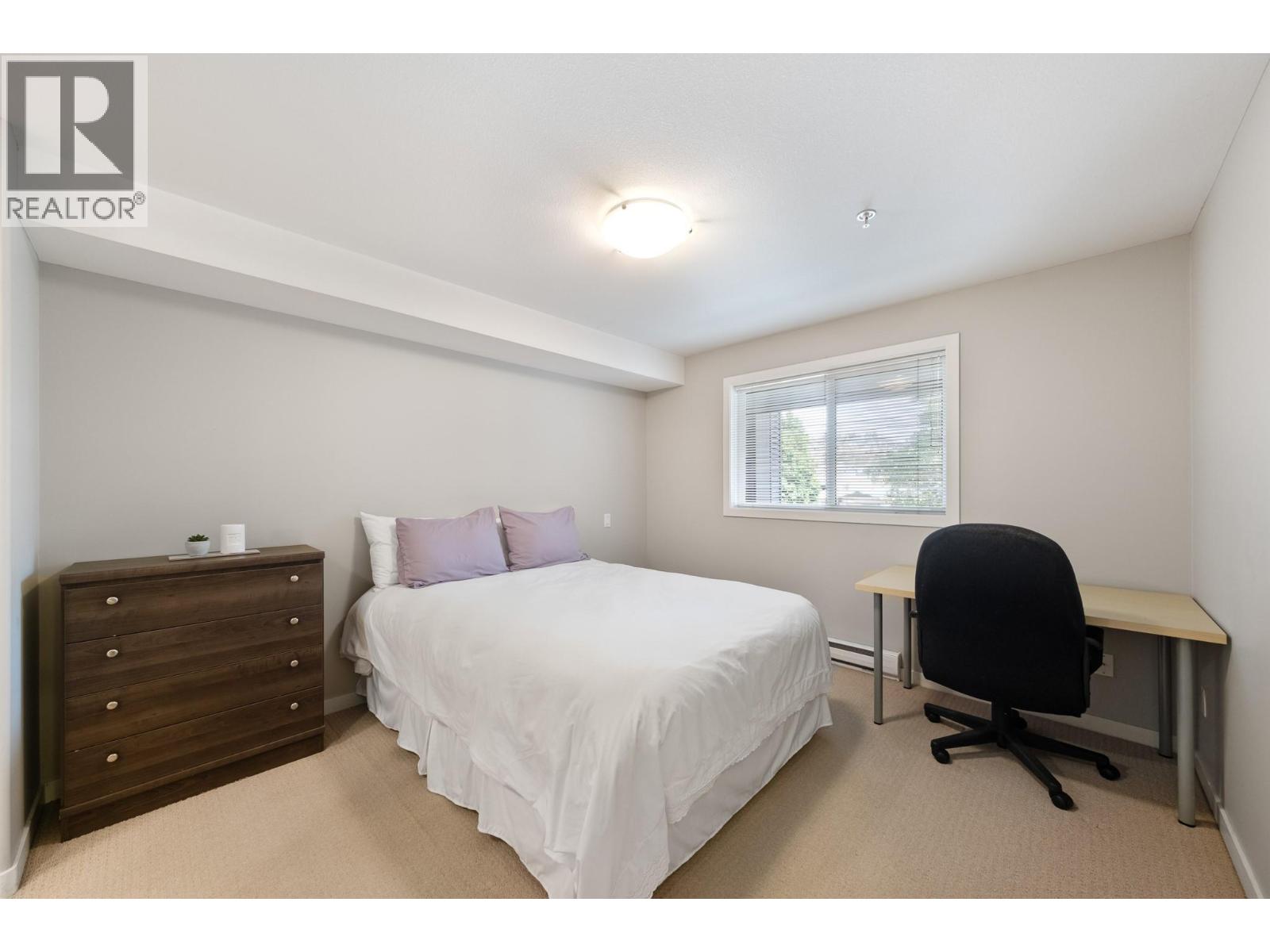 135 Ziprick Road Unit# 206