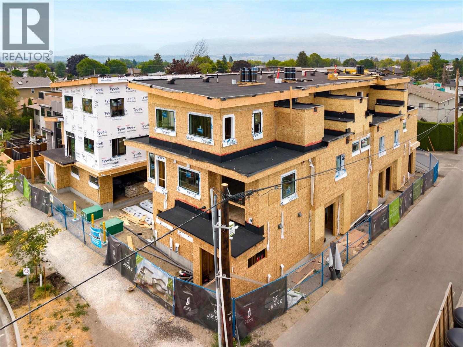 735 Morrison Avenue Unit# 2