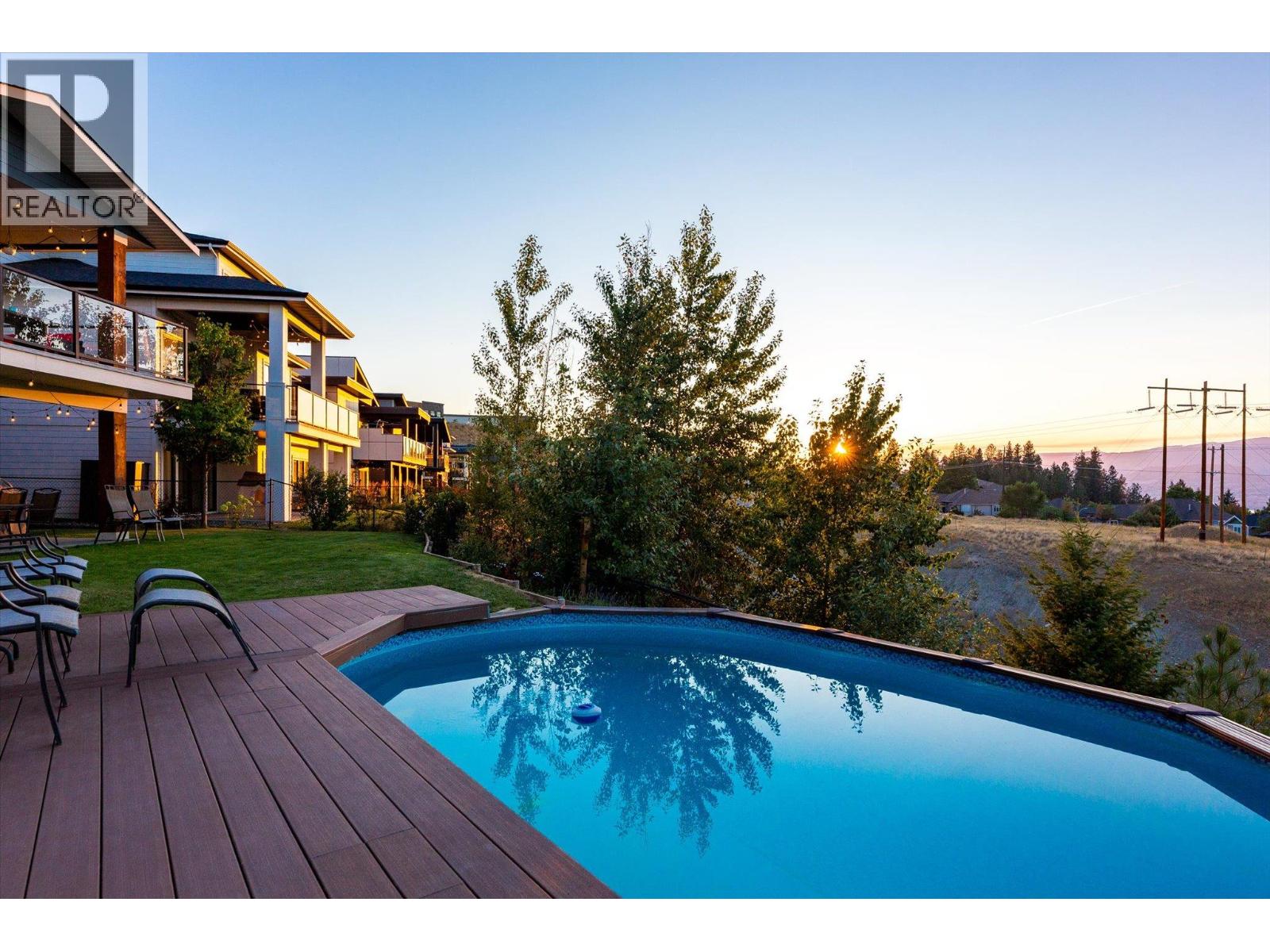 1160 Goldfinch Place