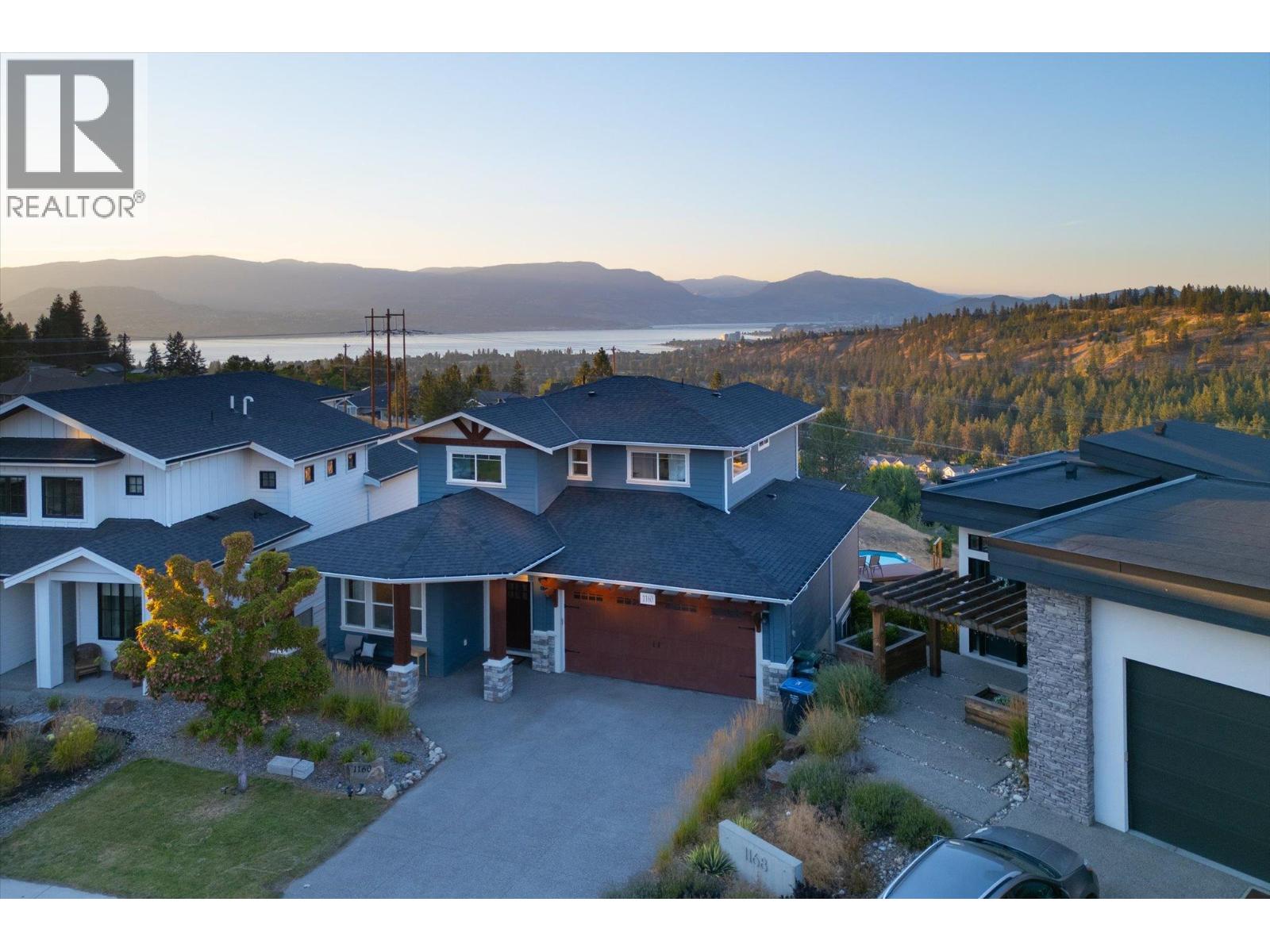 1160 Goldfinch Place