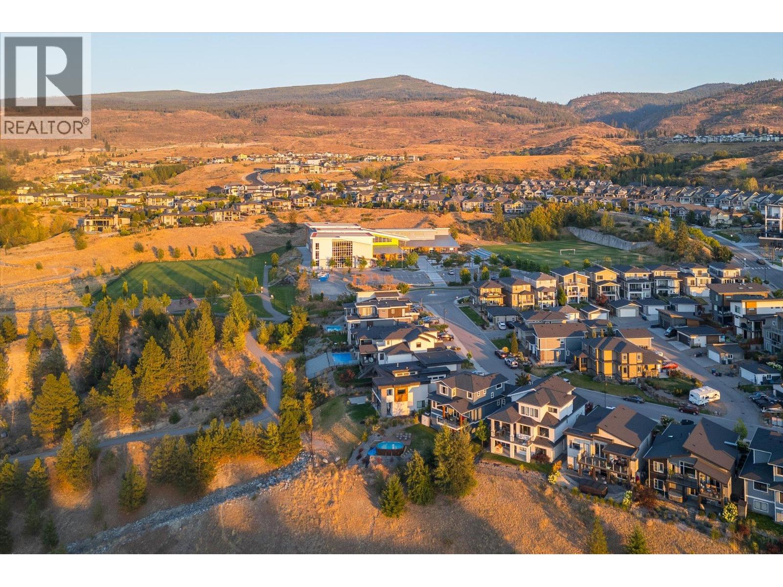 1160 Goldfinch Place