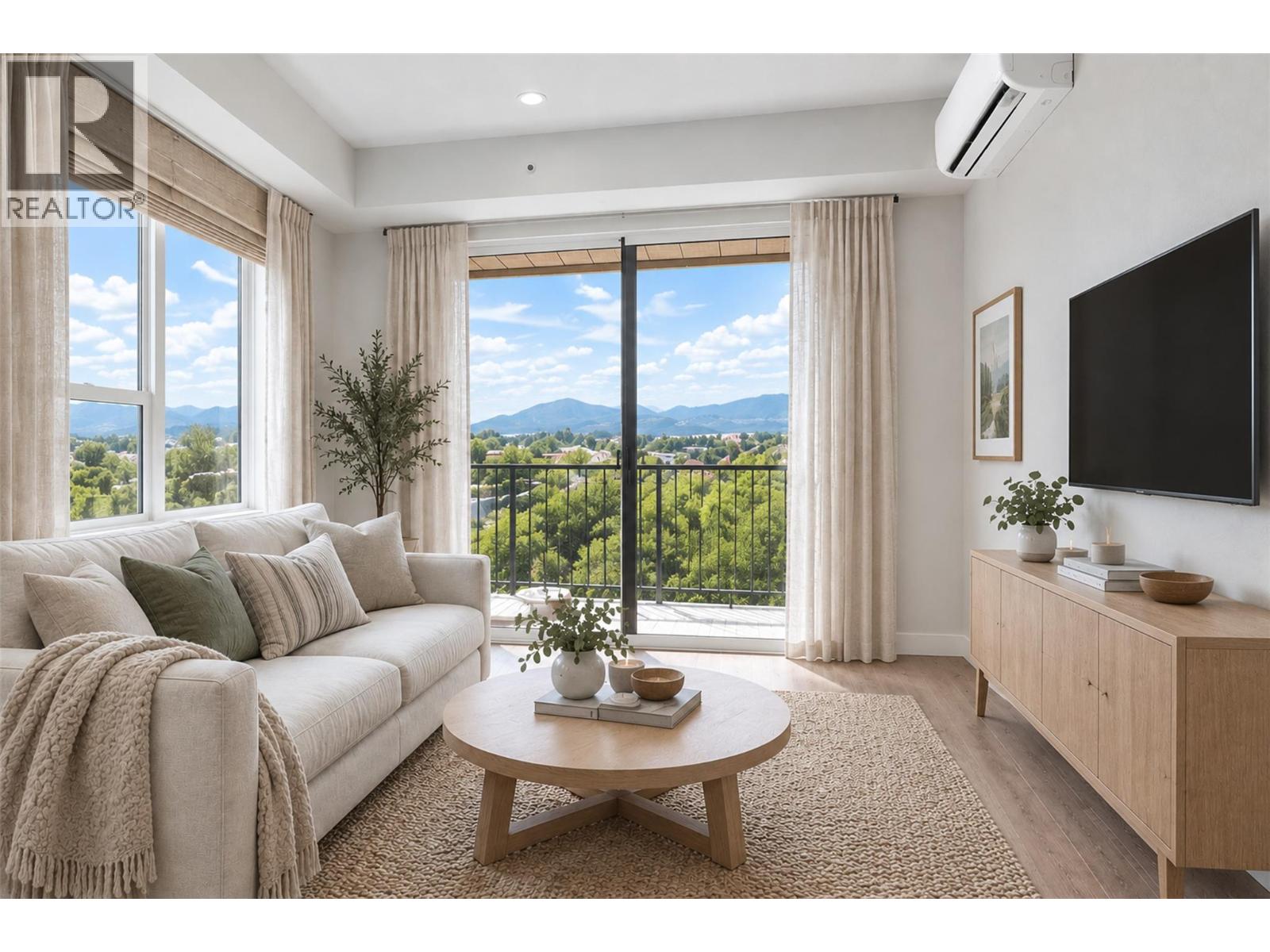 1280 Sutherland Avenue Unit# 602