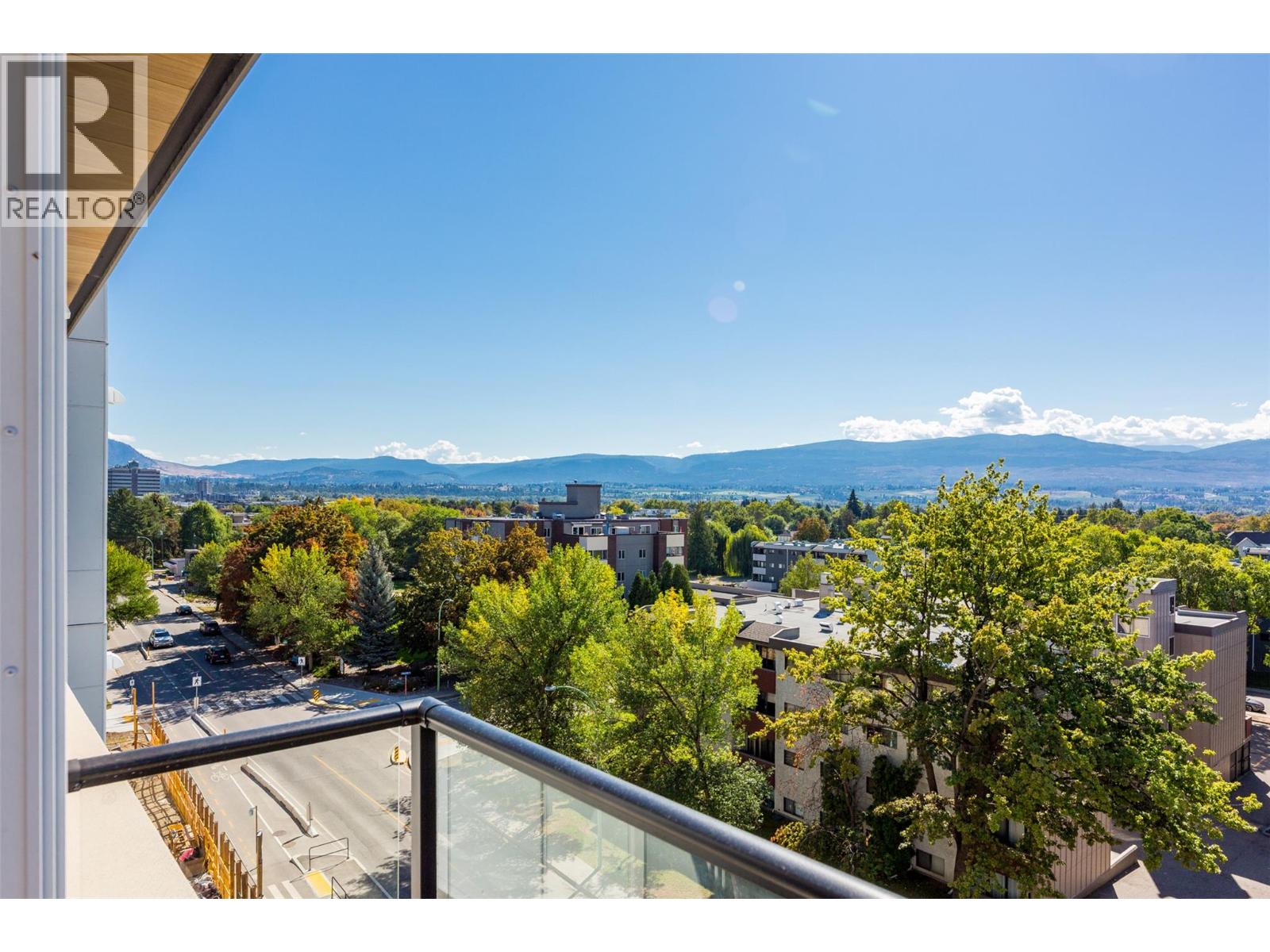 1280 Sutherland Avenue Unit# 602